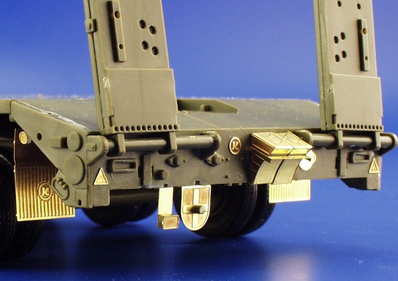 Eduard BIG3512 FAUN SLT 56 TRUMPETER 1/35 – Bild 7