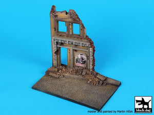 Black Dog D48001 House ruins base 1/48 – immagine 3