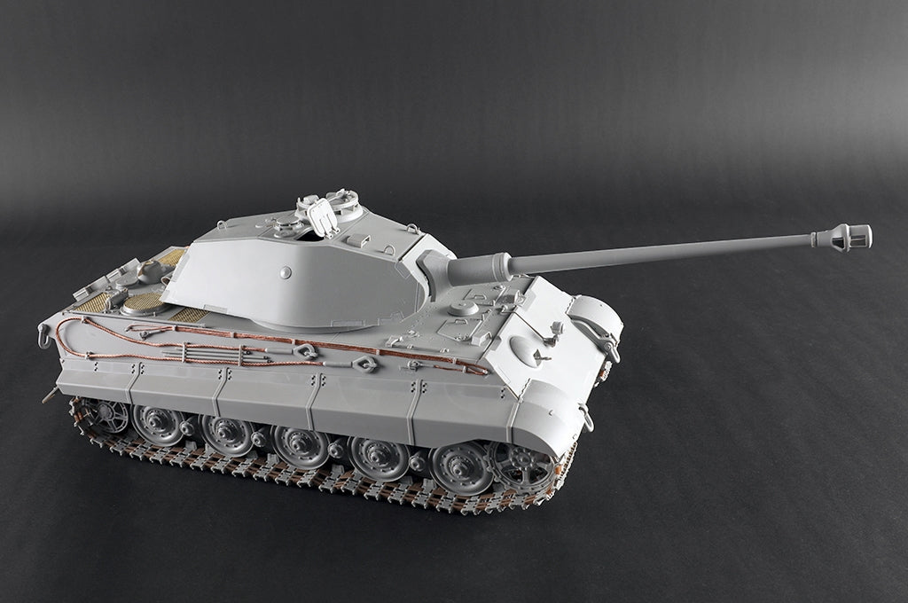 Trumpeter 00948 Char lourd allemand Tiger II - Tourelle Porsche, première production, échelle 1/16 – image 8