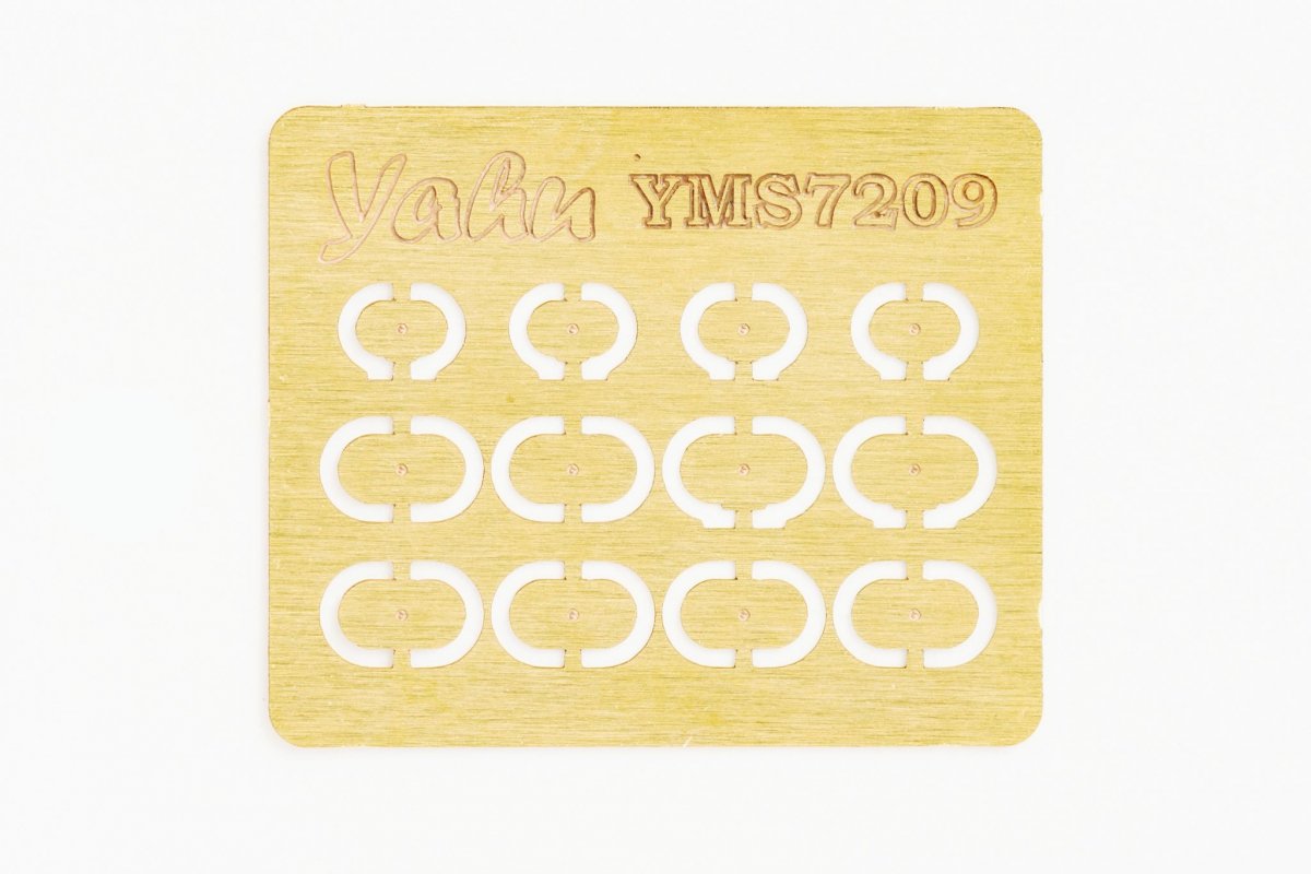 Yahu YMS7209 Fw-190 hatch cover (Eduard and oth) 1/72 – Bild 2