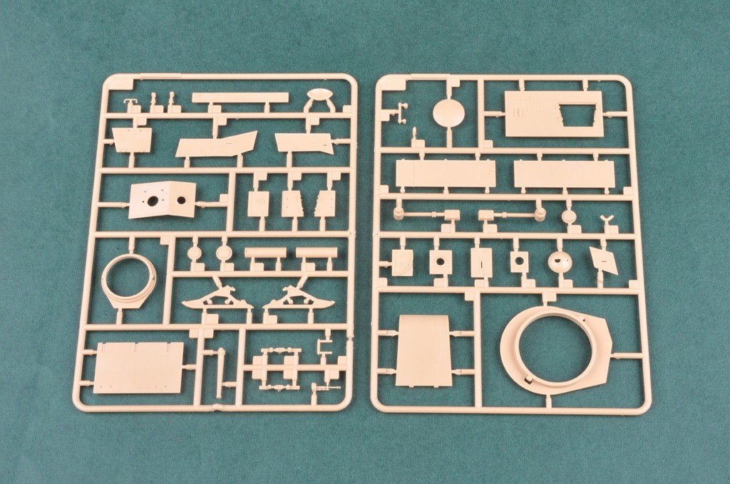 Hobby Boss 82493 Soviet T-24 Medium Tank 1/35 – Bild 7