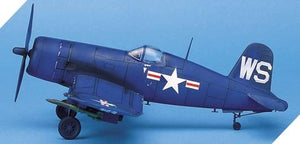 Academy 12267 F4U-4B Corsair 1/48 – obrázek 4