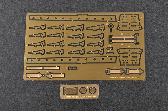 Trumpeter 03227 P-40F War Hawk 1/32 – zdjęcie 9