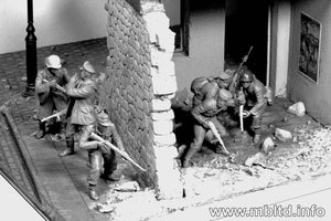 Master Box 3571 Who is that? German mountain troops and Soviet Marines (Spring 1943) 6 figures set 1/35 – Bild 5