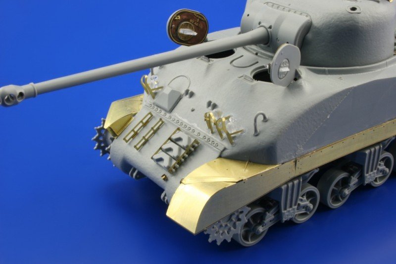 Eduard 36134 Sherman Firefly Mk. Ic Hybrid Fenders 1/35 Dragon – image 3
