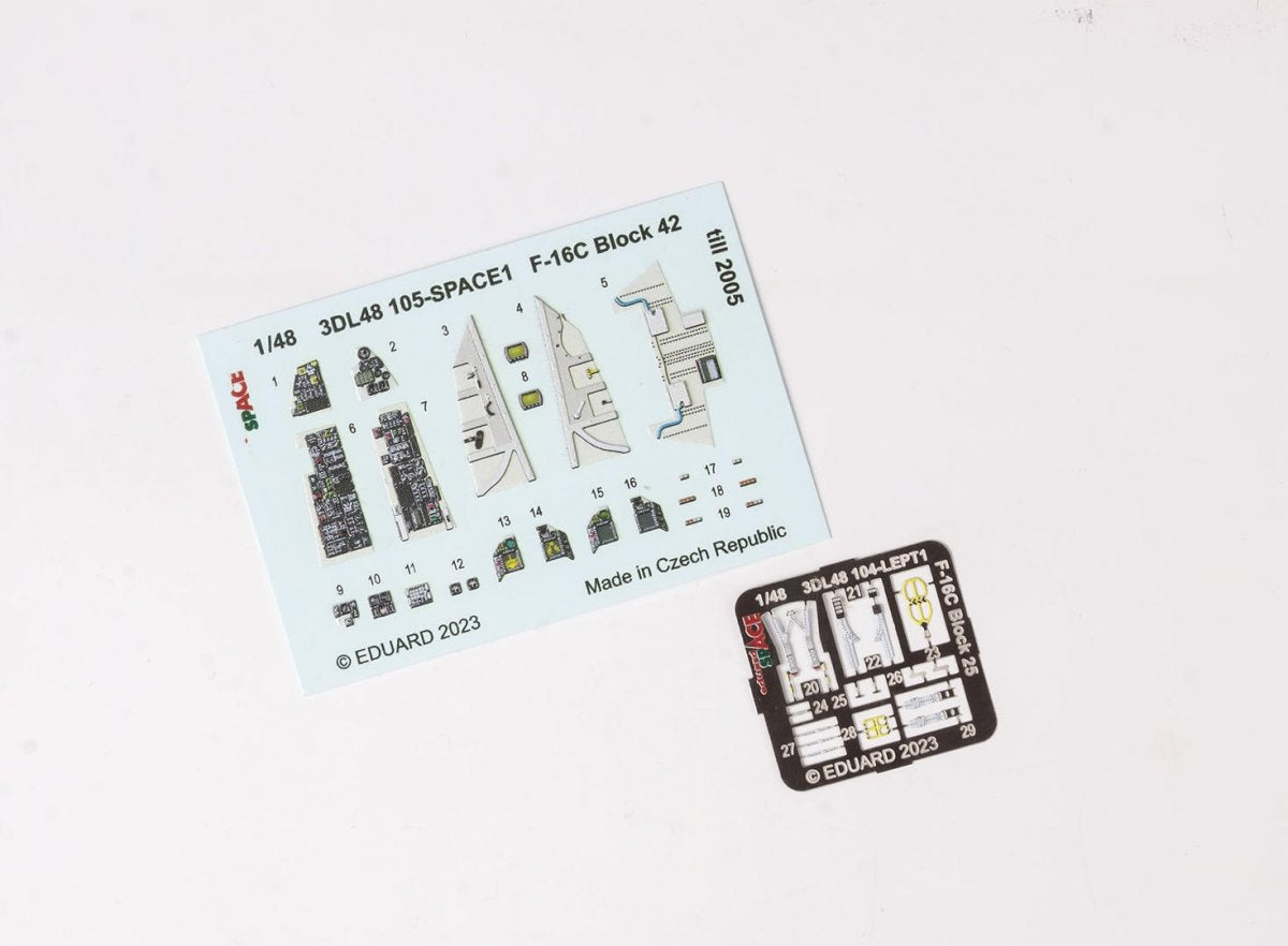 Eduard 3DL48105 F-16C Block 42 till 2005 SPACE KINETIC MODEL 1/48