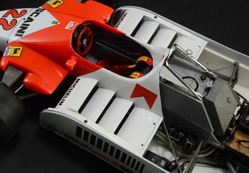 Italeri 4704 ALFA ROMEO 179 - 179C 1/12 – image 12