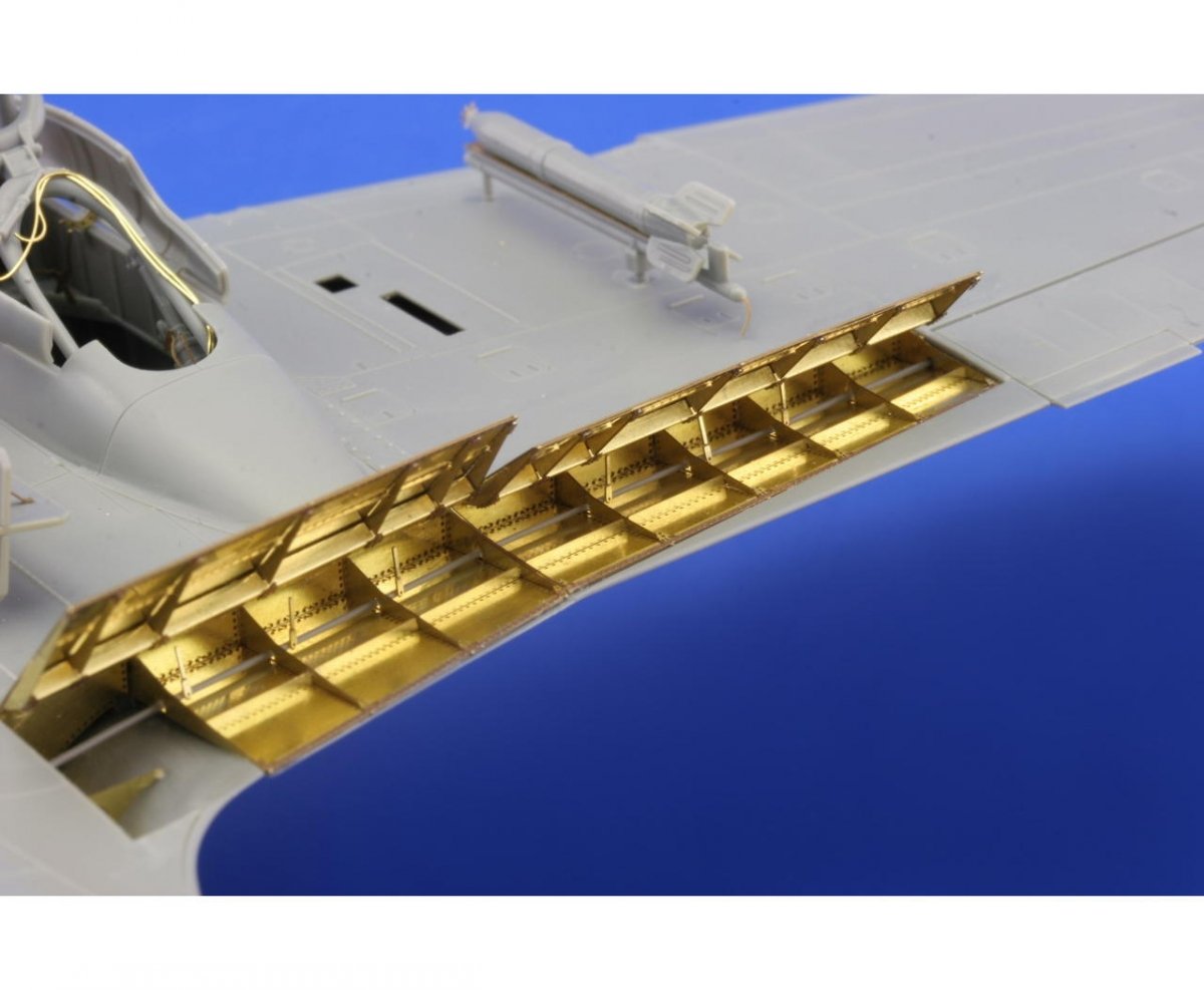 Eduard 48739 Il-2m3 landing flaps 1/48 Tamiya – image 3