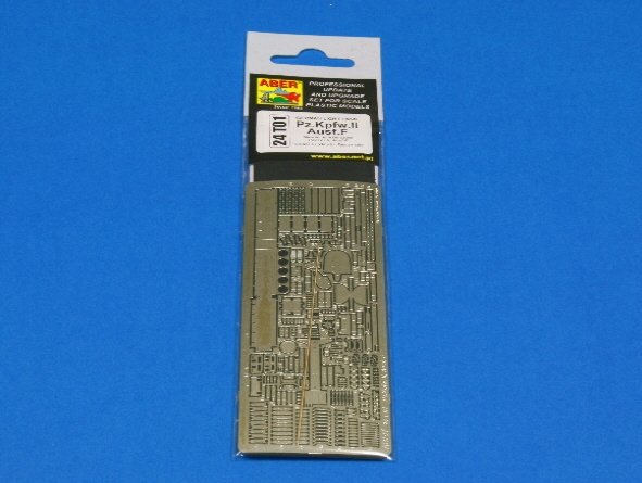 Aber 24T01 German Pz.Kpfw. II, Ausf. F Tank (1/24) – obrázek 3