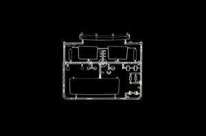 Italeri 3945 VOLVO F16 Globetrotter Canvas Truck with elevator 1/24 – Bild 7
