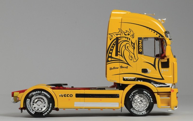 Italeri 3898 IVECO STRALIS YELLOW DEVIL 1/24 – image 5