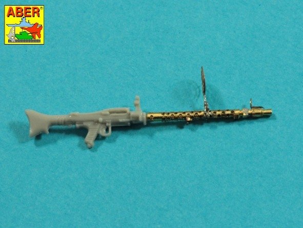Aber 35L-169 Barrel for German MG34 rifle with armored cover 1/35 – image 3