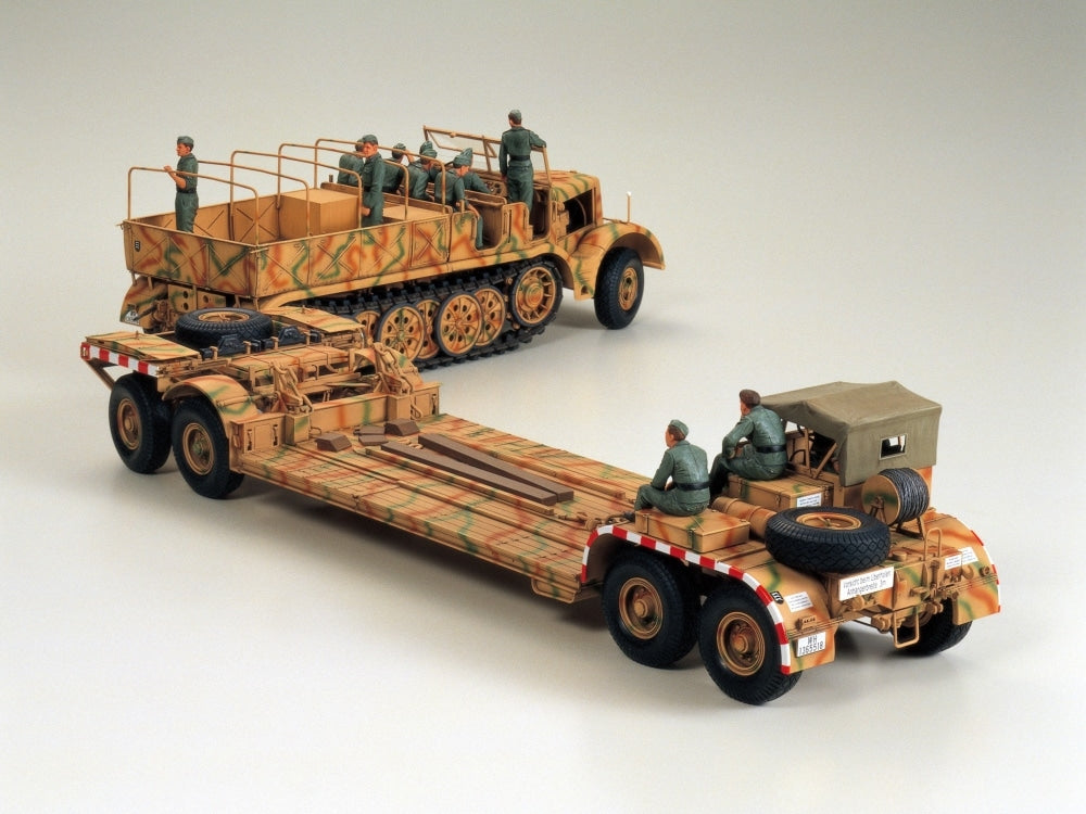 Tamiya 35246 Semi-chenillé lourd allemand de 18 tonnes « Famo » et transporteur de chars Sd.Ah.116 (1/35)