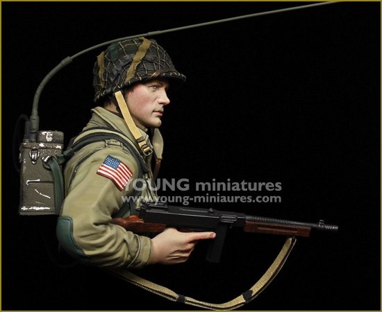 Young Miniatures YM1885 US Airborne Radio Operator CARENTAN 1944 1/10 – Bild 5
