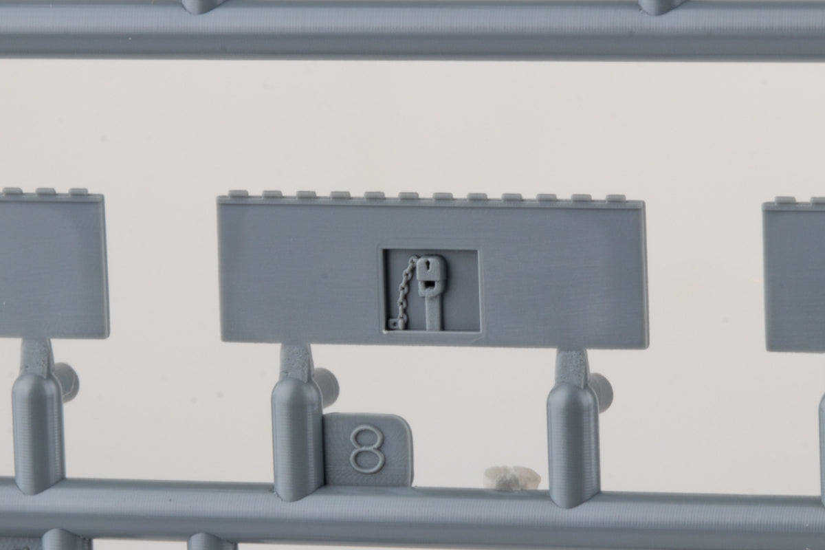 Snowman Model SP-8001 Sd.kfz.251/1 Ausf.D 1/35