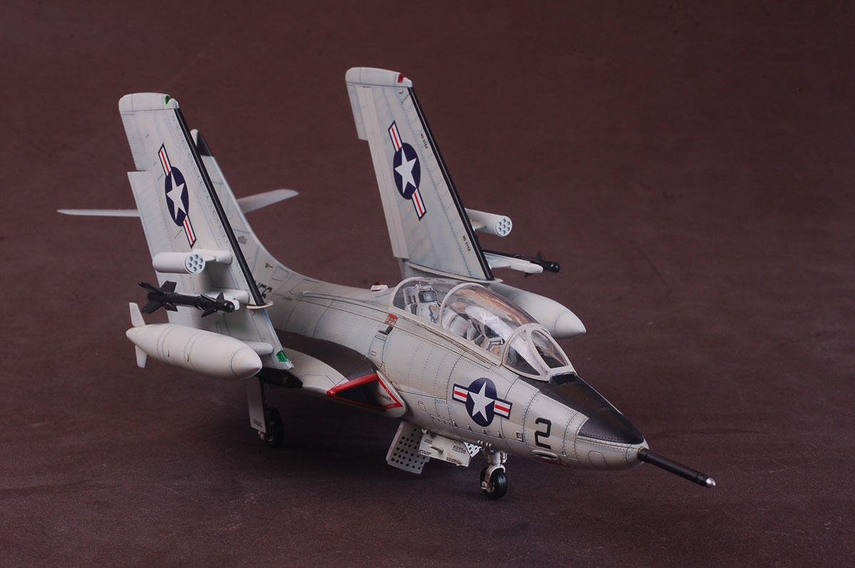 Kitty Hawk 80129 TF-9J Cougar 1/48 – image 3