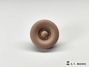 ET Model P35-139 WWII German Kübelwagen Type82 Sagged wheels Balloon tire For TAMIYA Kit 1/35 – Bild 9