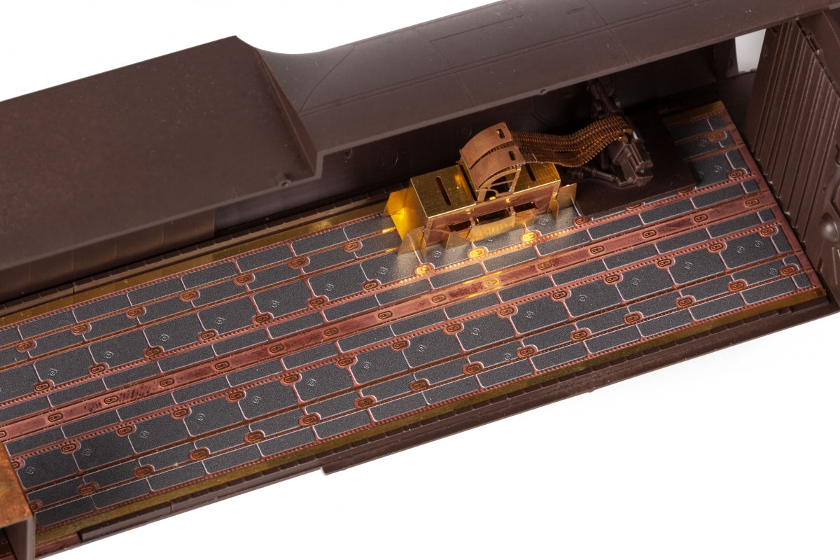 Eduard 73813 AC-130J cargo floor ZVEZDA 1/72 – Bild 6