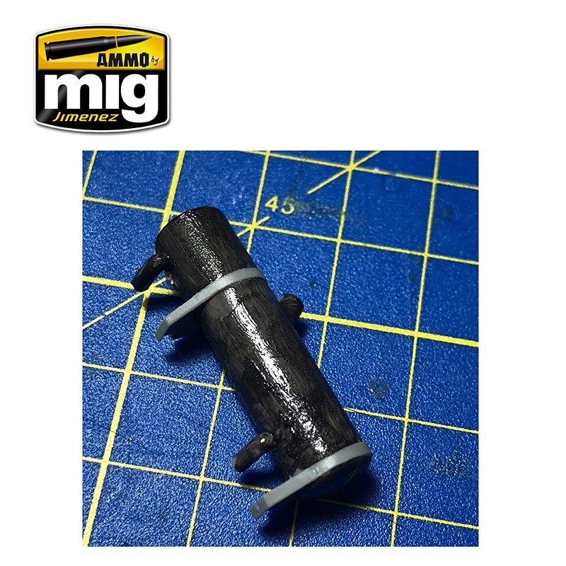 Pâte antidérapante Ammo of Mig 2034 - Couleur noire pour maquettes 1/72 et 1/48  – image 12