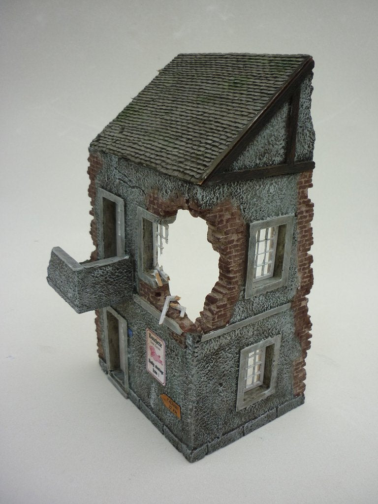 RT-Diorama 35175 Damaged Village House 1/35 – obrázek 5