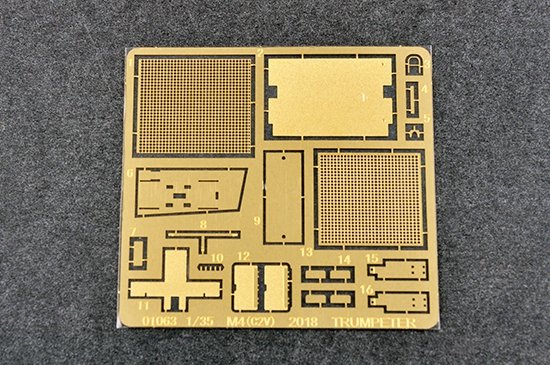 Trumpeter 01063 M4 Command and Control Vehicle (C2V) 1/35 – Bild 15