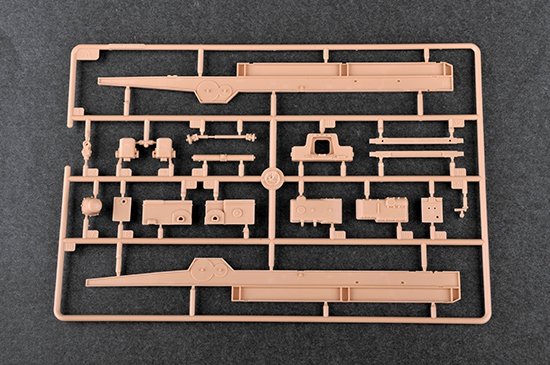 Trumpeter 09538 Sd.Kfz.8 (DB9)Half-Track Artillery Tractor 1/35 – image 6