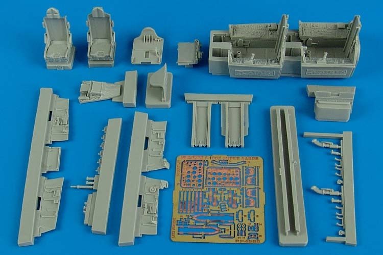 Aires 4558 F-100F Super Saber cockpit set - late v. 1/48 Trumpeter