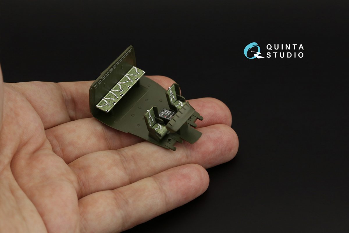 Quinta Studio QD72046 Uh-1B 3D-Printed &amp;amp; colored Interior on decal paper (Italeri) 1/72 – Bild 8