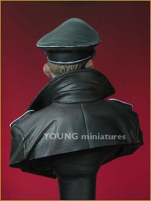 Young Miniatures YM1811 SS TOTENKOPF OFFICER WWII 1/10 – image 3