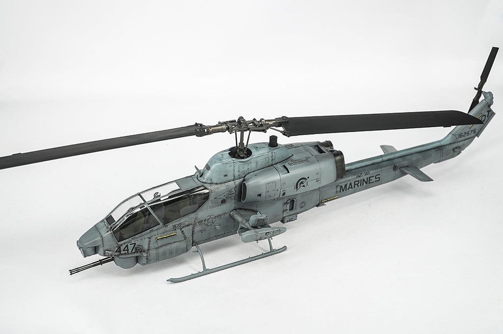 Trumpeter 05116 AH-1W Super Cobra 1/35 – image 7