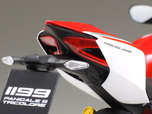 Tamiya 14132 Ducati 1199 Panigale S Tricolore 1/12 – image 6