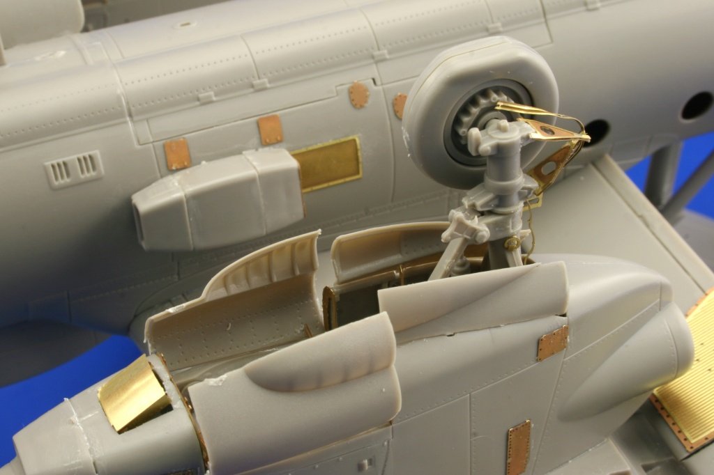 Eduard 48637 E-2C exterior KINETIC 1/48 – imagen 17