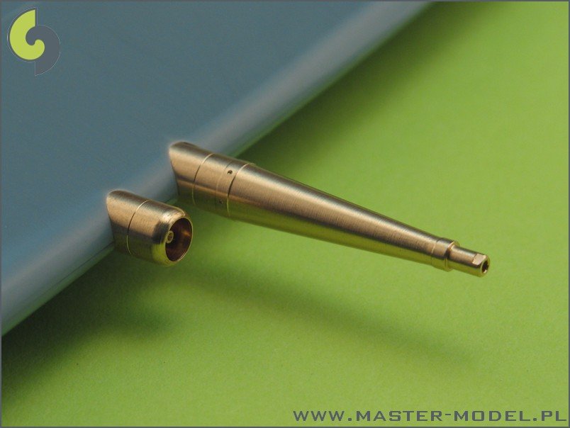 Master AM-32-019 Supermarine Spitfire E wing early - Hispano 20mm &amp;amp; .50cal in fairings (1/32) – image 2