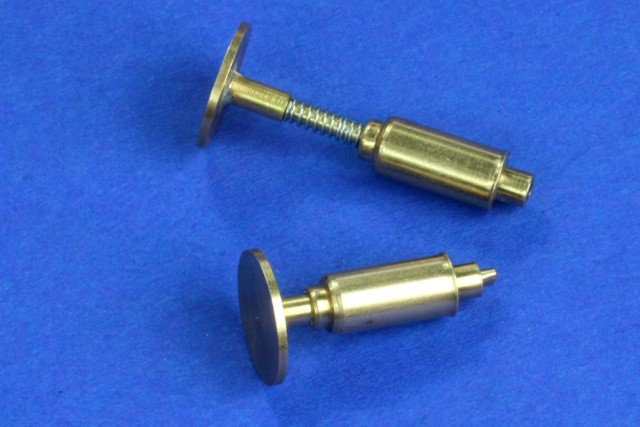 RB Model 35A11 Railroad flat buffer set contains two buffers 1/35 – imagen 3