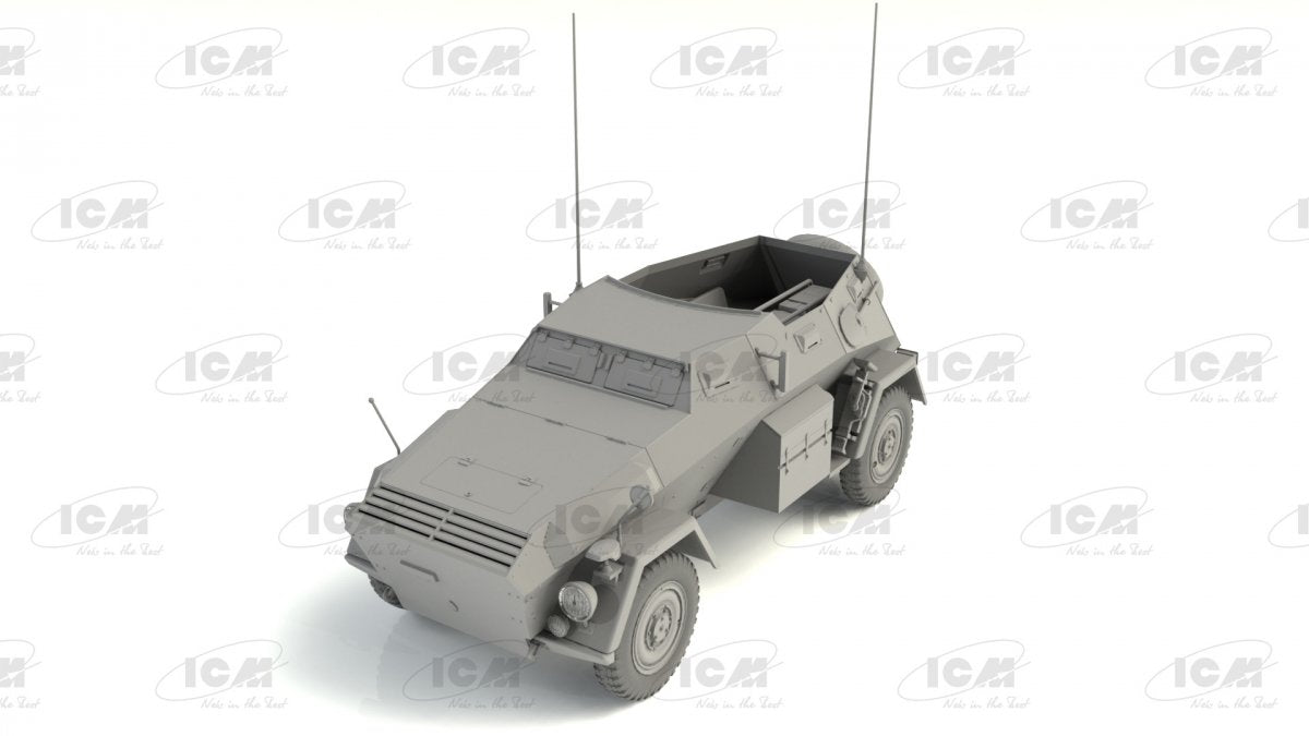 ICM 35110 Sd.Kfz. 247 Ausf.B, Véhicule Blindé du Commandement Allemand 1/35 – image 2