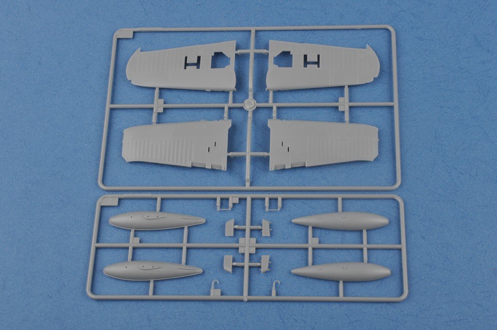 Hobby Boss 80388 F4U-4B Corsair 1/48 – image 10