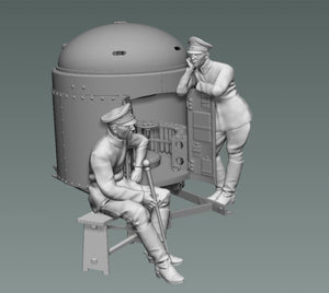 Copper State Models F35-049 Fahrpanzer german leaning crewman 1/35 – image 4
