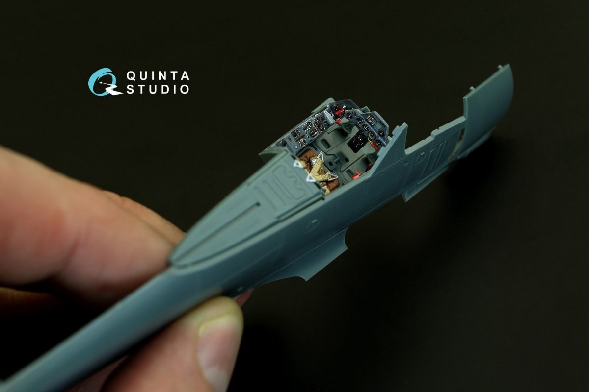 Quinta Studio QD48080 FW 190A-4 3D-Printed &amp;amp; colored Interior on decal paper (for Eduard kit) 1/48 – obrázek 3