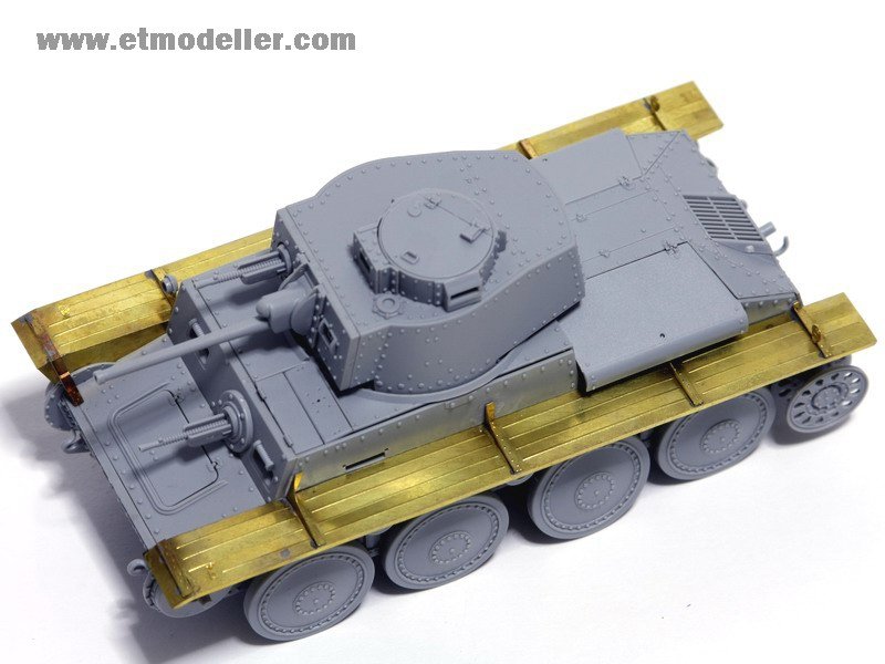 ET Model EA35-004 WWII German Pz.Kpfw.38(t) Fender For DRAGON Kit 1/35 – image 4