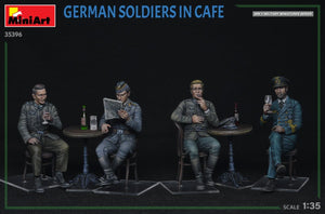 MiniArt 35396 GERMAN SOLDIERS IN CAFE 1/35 – imagen 3