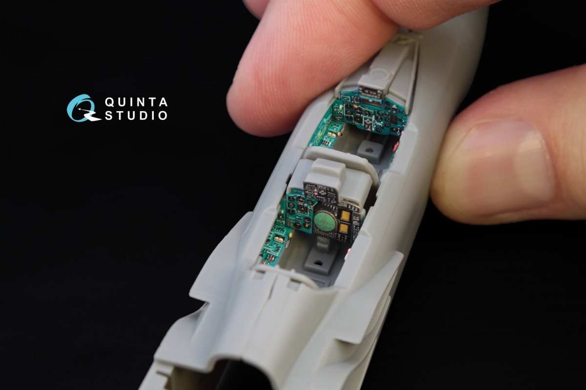 Quinta Studio QD72015 MiG-31DZ 3D-Printed &amp;amp; colored Interior on decal paper (for Trumpeter kit) 1/72 – obrázek 6