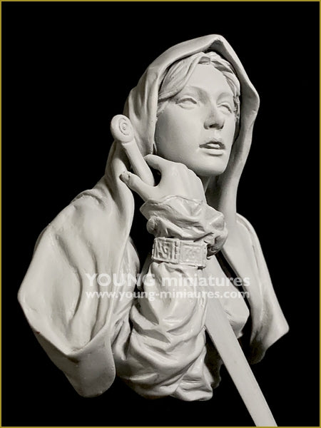 Young Miniatures YH1871 Medieval Woman 1/10
