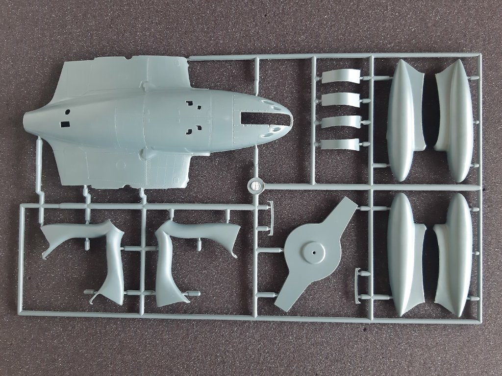 Infinity Models INF3203 DH-100 VAMPIRE F MK.3 1/32 – image 9