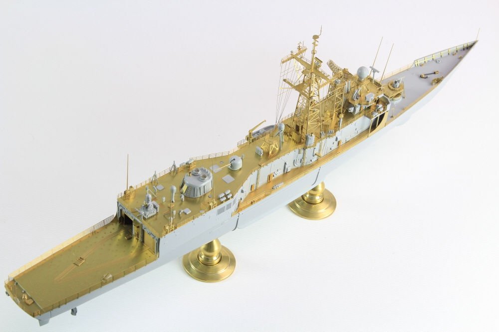 Pontos 38019F1 USS FFG Oliver Hazard Perr Class LH Detail Up Set &amp;quot;Advanced&amp;quot; avec kit 1/350 – image 3