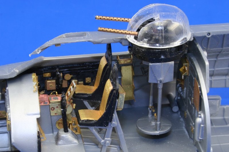 Eduard 49337 B-17G cockpit interior 1/48 Revell – image 6