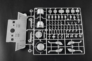 Trumpeter 00948 Char lourd allemand Tiger II - Tourelle Porsche, première production, échelle 1/16 – image 52