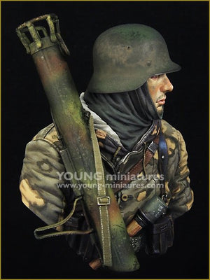 Young Miniatures YM1865 German Waffen SS with Panzerschreck 1/10 – image 7