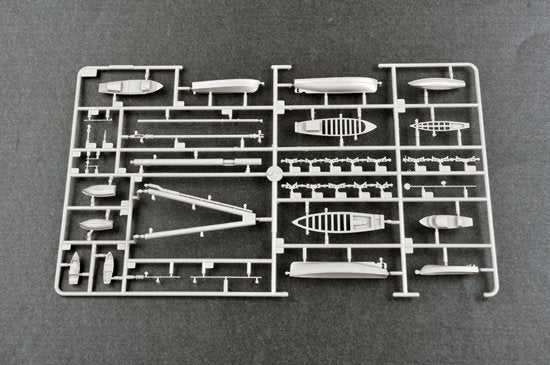 Trumpeter 03710 HMS Hood Battle Cruiser 1/200 – image 14