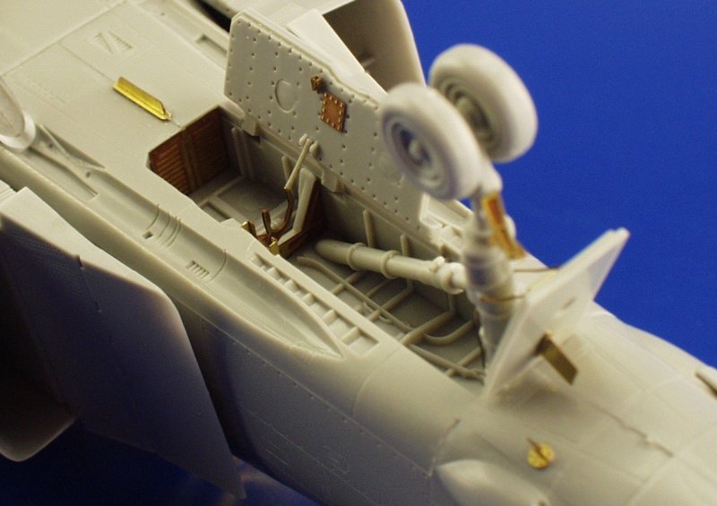 Eduard 49262 Phantom FGR Mk.2 1/48 Hasegawa Revell – Bild 7