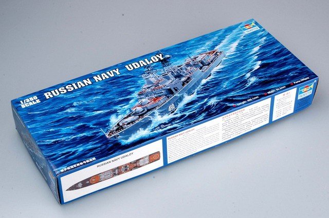 Trumpeter 04517 RUSSIAN NAVY UDALOY CLASS DESTROYER SEVEROMORSK 1/350 – zdjęcie 2